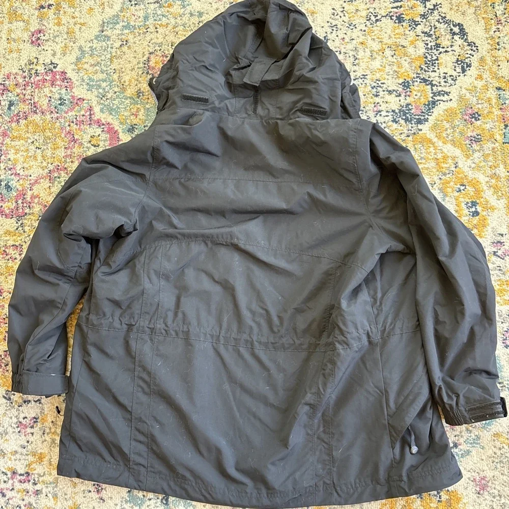L.L.Bean Women MED Jacket Coat Parka Lightweight Waterproof Hood‎ Ski Snow Black